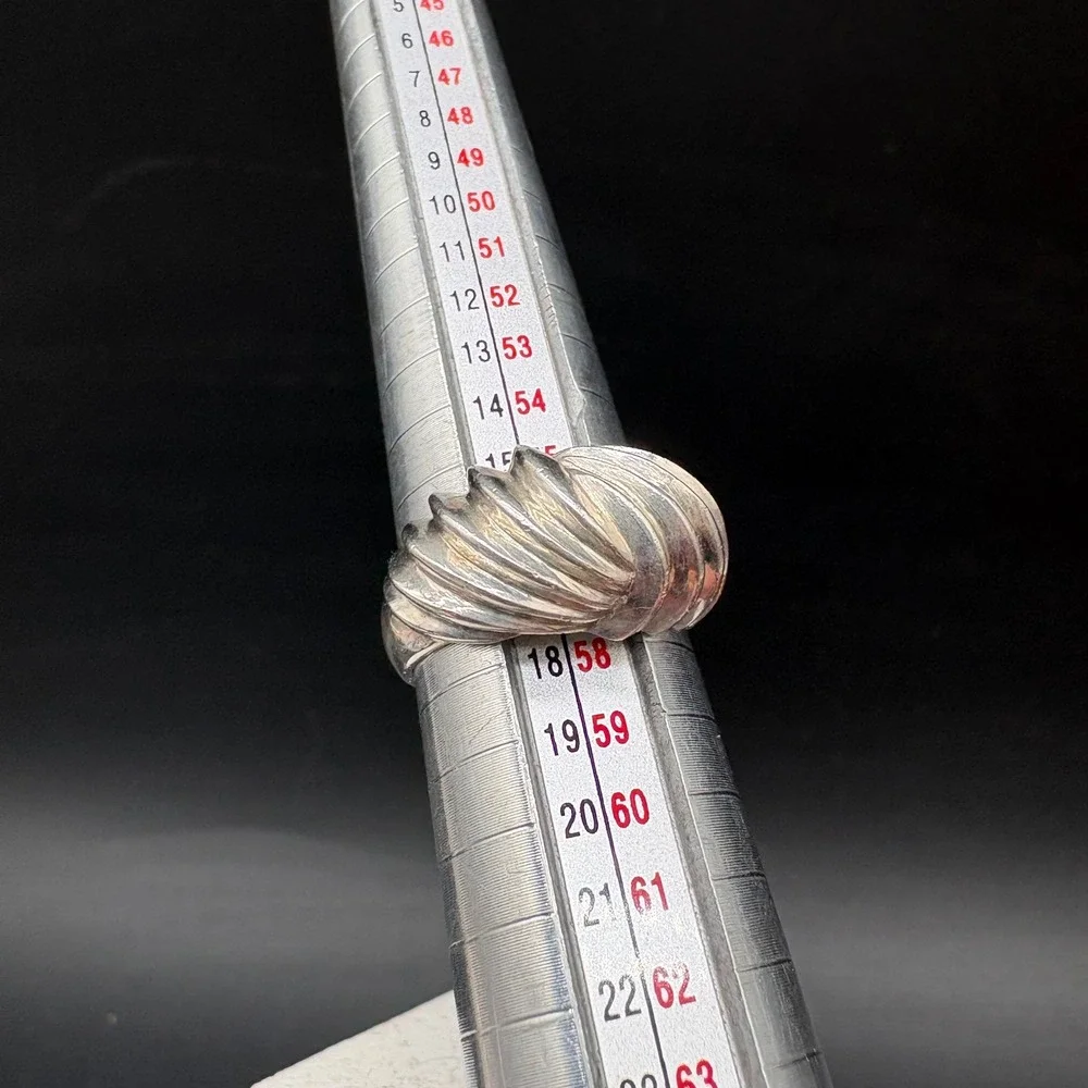 Modernist Ribbed Dome Ring Womens Size 8 Sterling Silver Good Textured Croissant